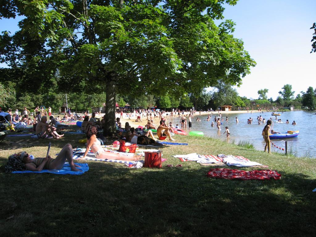 "Cote Plage" Aubeterre-sur-Dronne Exterior photo